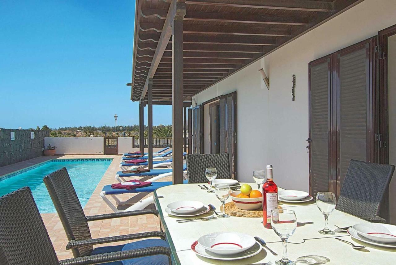 Sapphire Hotel Playa Blanca  Exterior foto